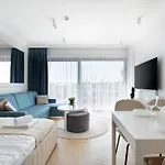 Solaris Sea View 아파트 달로브코